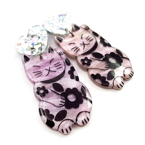 Maneki Neko Earring · Lucky Cat · Pale Lilac