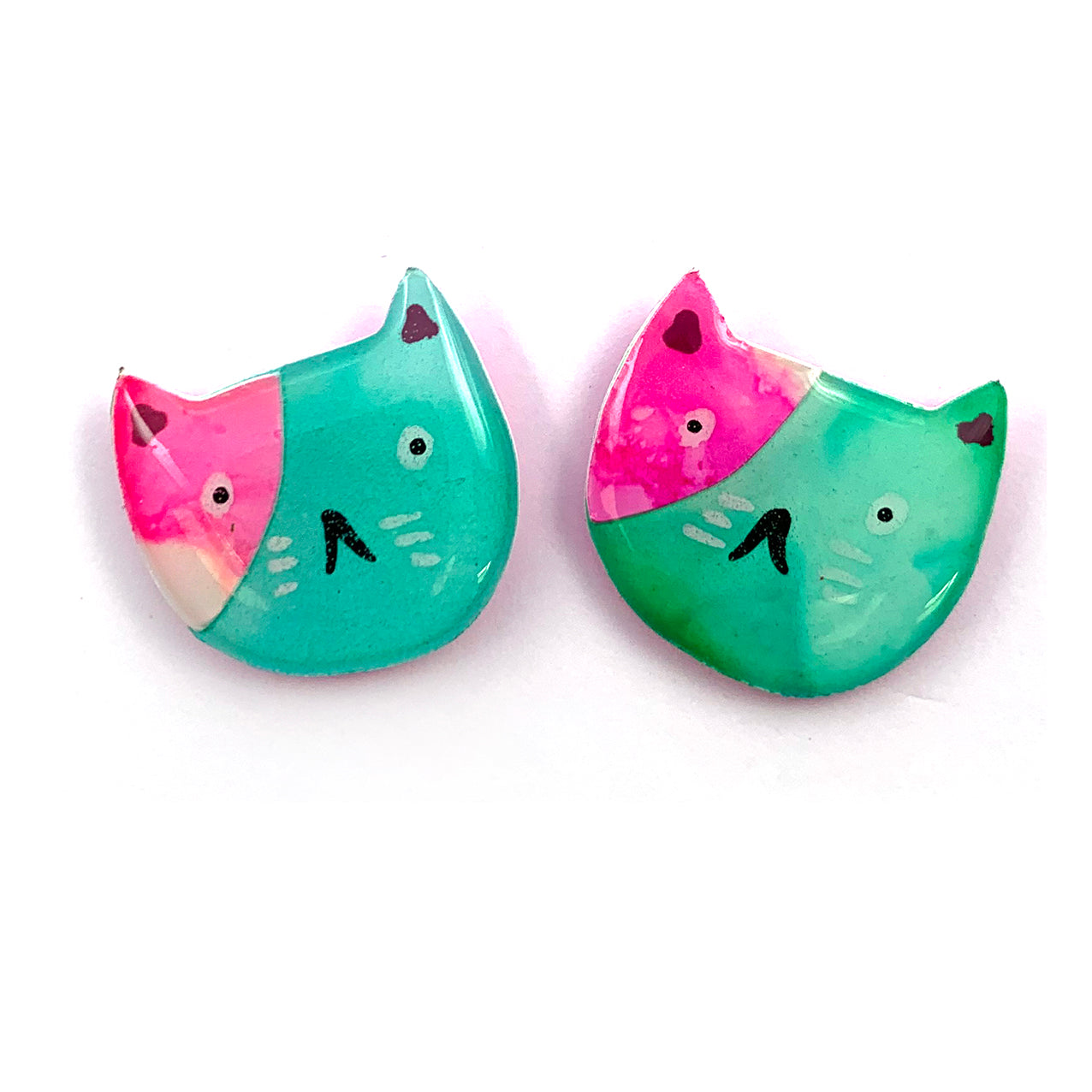 Ink + Resin Stud · Kitty · 06