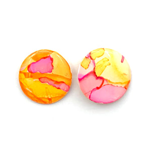 Ink + Resin Stud · Round · Medium · 15mm · 09