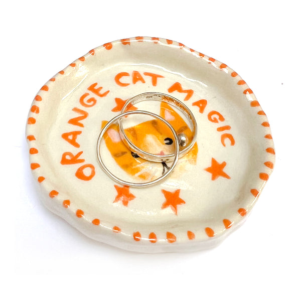 SAMPLE · Cat Trinket Dish · Stoneware