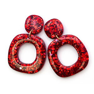 Resin Earring · Dolly · Red