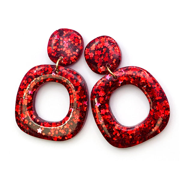 Resin Earring · Dolly · Green or Red