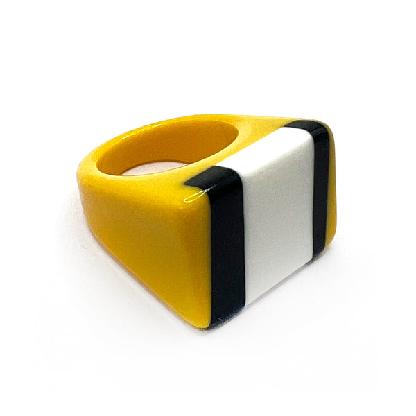 Resin Rings · Retro Style · Set of 3