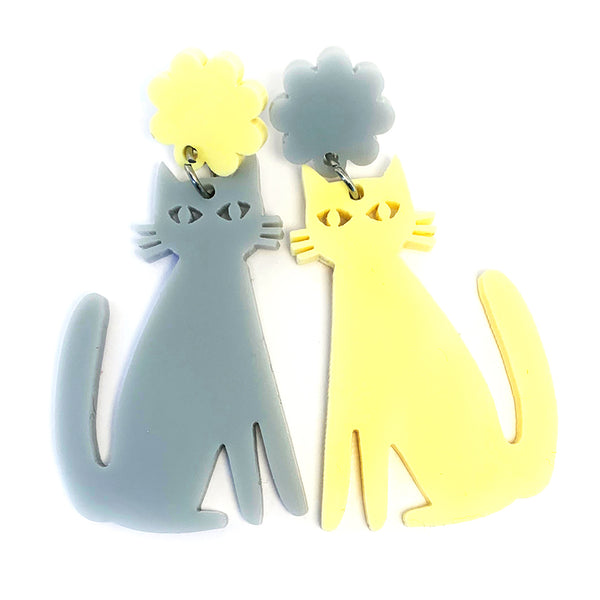Spooky Cats · Lemon + Earl Grey