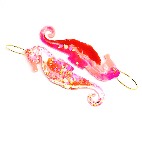 Resin · Seahorse Earring · Pinky Orange White