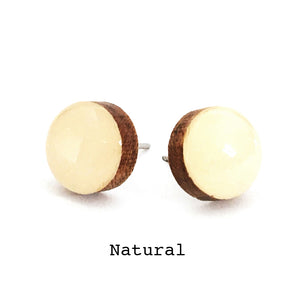 Dot Earrings · Natural